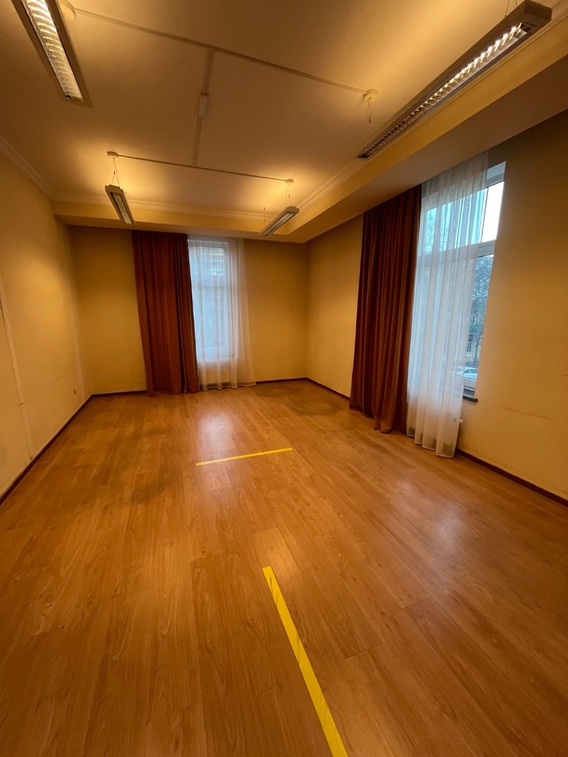 продажа трехкомнатной квартиры номер A-173367 в Приморском районе, фото номер 10